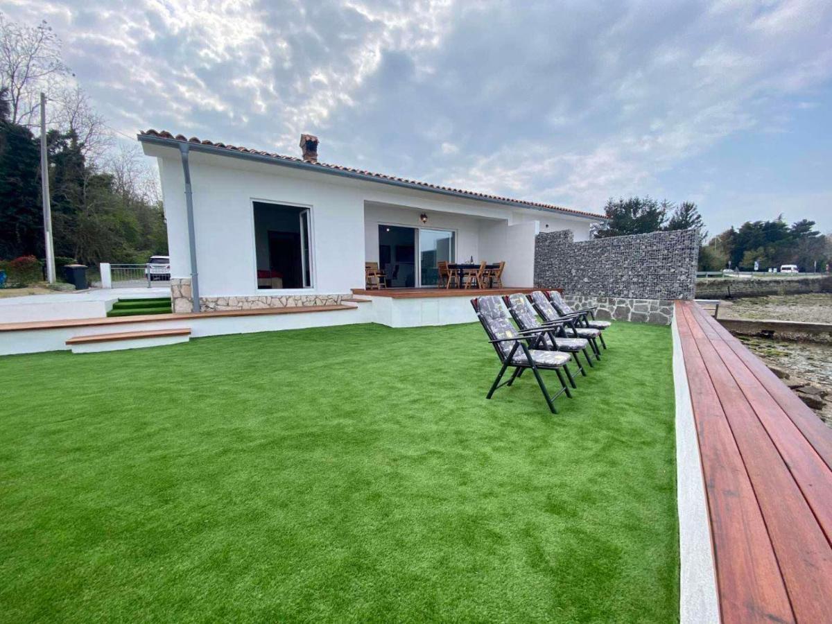 Villa Olga - Uniqe House With Private Beach 安卡兰 外观 照片